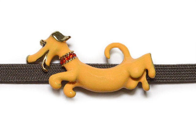 ダックスフンド（イエローベージュ）　帯留　【いぬ】【Dog】【帯アクセサリー】【帯留め】