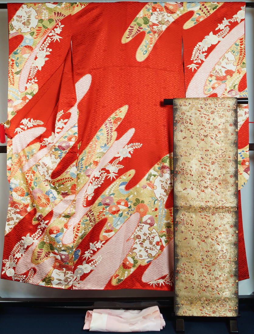 振袖セット 振袖・袋帯・長襦袢 3点 セット エ霞に雪輪・百花模様 紅