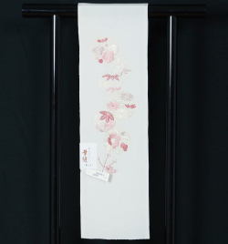 新品　『加藤萬』謹製　最高級お洒落刺繍半襟　１ 花丸