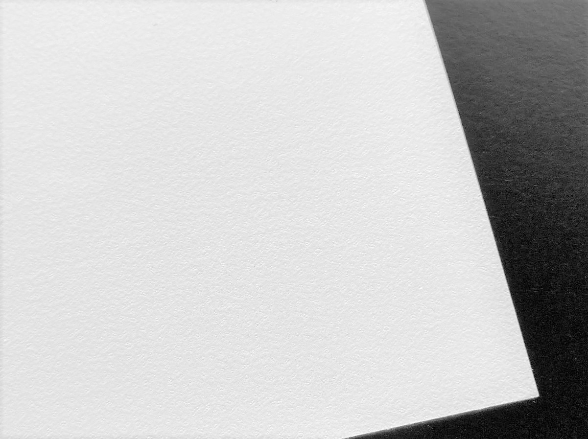 漆喰和紙「銀雪」　片面薄口（90g/m2）　Ａ３　４枚入