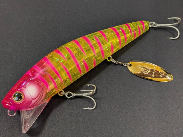 ロンジン　ウェイキーブー137 金粉ラメ（キンキラ) LONGIN(ロンジン) WAKEY BOO(ウェイキーブー)キングフィッシャー