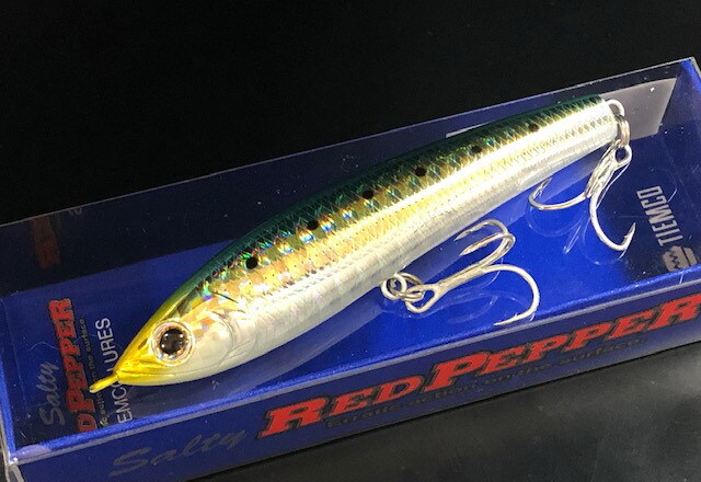 唯一無二の水面アクション！ティムコの「ソルティ―レッドペッパーナノ」にクリア系の新色が追加！ |  釣りの総合ニュースサイト「LureNewsR（ルアーニュース アール）」 【極美中古】激レア ティムコ ソルティーレッドペッパー マグナム ロックショア