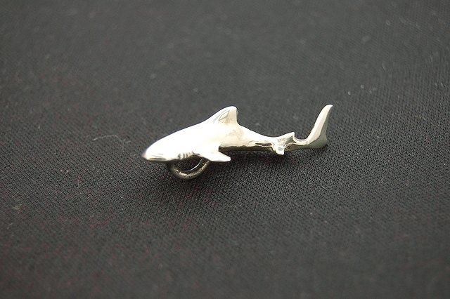 クレイジーピッグ　CRAZY PIG DESIGNS　TINY SHARK タイニーシャークペンダント #183