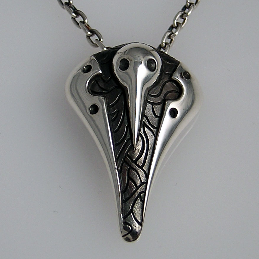 EVANGELION（エヴァンゲリオン）　サキエルペンダント【チェーン付】　ネックレス