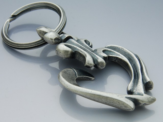 ディールデザイン DEAL DESIGN ブレイズエースキーリング：ブラスSV