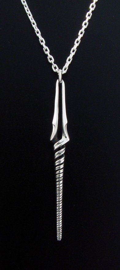 エヴァンゲリオン EVANGELION ロンギヌスの槍ペンダント【チェーン付】 