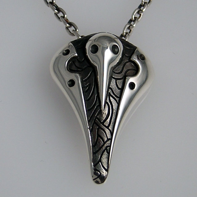 EVANGELION（エヴァンゲリオン）　サキエルペンダント【チェーン付】　ネックレス