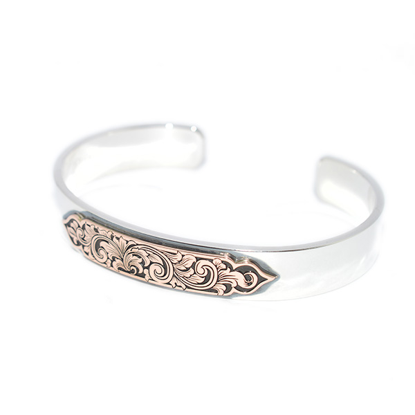 Puerta Del Sol プエルタデルソル