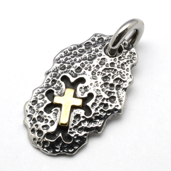 トラヴィスワーカー　TRAVIS WALKER　HAMMERED CROSS DOG TAG IN BRASS CROSS　DTS031