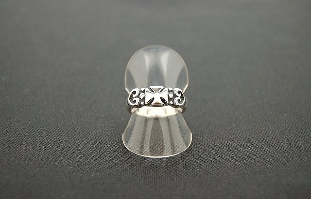 トラヴィスワーカー　TRAVIS WALKER　スモール2ハートリング　RGS050