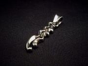 TRAVIS WALKER ペンダント