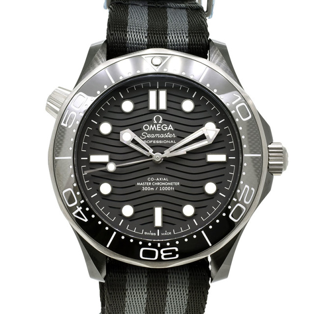 オメガ　OMEGA　シーマスター ダイバー 300m コーアクシャル マスタークロノメーター　210.92.44.20.01.002　ブラック　43.5mm　セラミック　新品