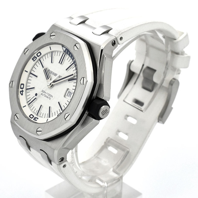 オーデマ・ピゲ AUDEMARS PIGUET ロイヤルオーク オフショアダイバー 15710ST.OO.A010CA.01 ホワイト 42mm ブティック限定 USED 中古