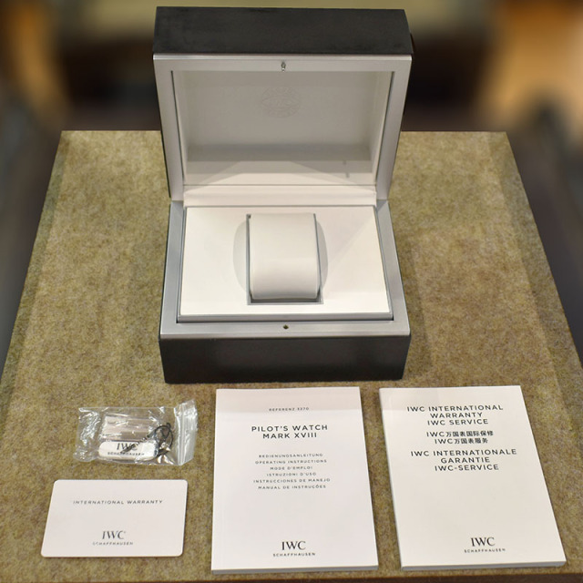 IWC パイロットウォッチ マーク18 プティ・プランス IW327014 ブルー 40mm USED 中古