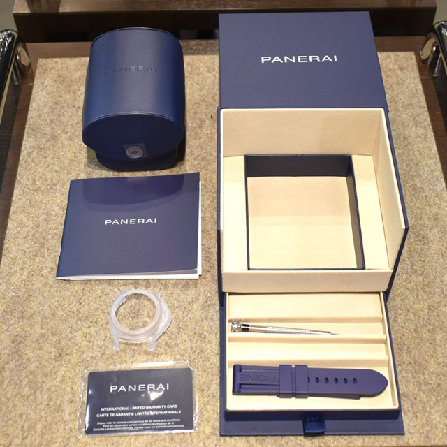 パネライ PANERAI ルミノール ブルー マーレ PAM01085 44mm 手巻き 新品アウトレット