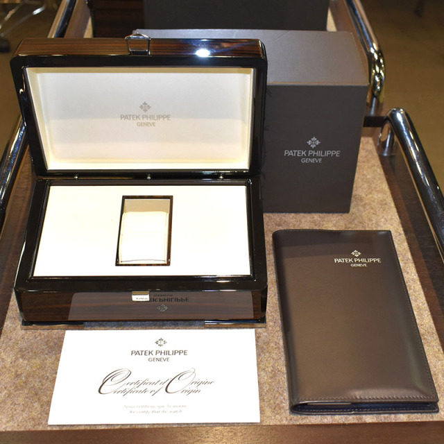 パテックフィリップ PATEK PHILIPPE ワールドタイム 5130G-019 39.5mm 18KWG USED 中古