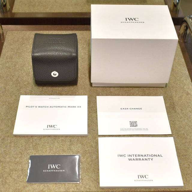 IWC パイロットウォッチ マーク20 IW328204 ブルー 40mm USED 中古