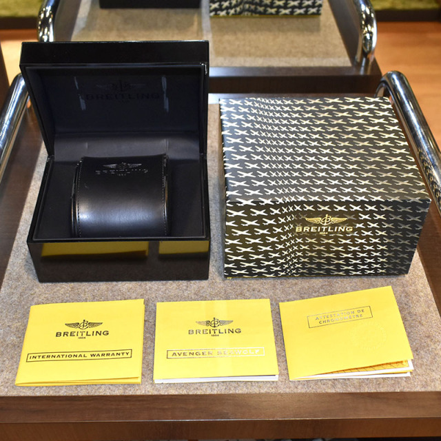 ブライトリング BREITLING アベンジャー2 シーウルフ A17330 ブラック 45mm USED 中古