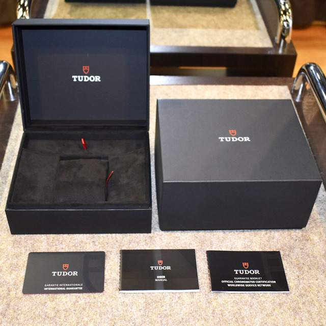 チューダー(チュードル) TUDOR ブラックベイ 54 Ref.79000N 中古 