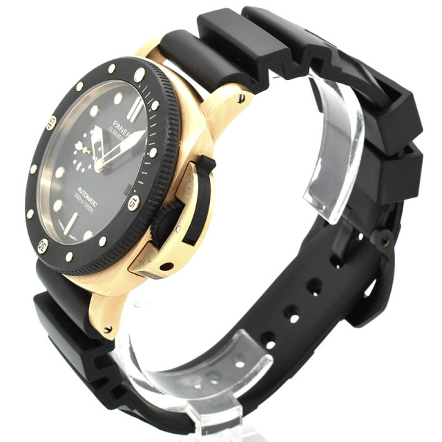 パネライ PANERAI サブマーシブル ゴールドテック オロカーボ PAM01070 44mm W番 USED 中古