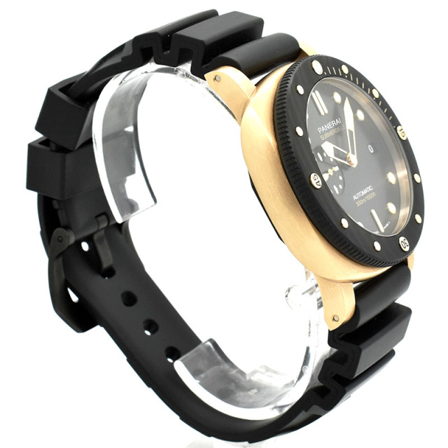 パネライ PANERAI サブマーシブル ゴールドテック オロカーボ PAM01070 44mm W番 USED 中古