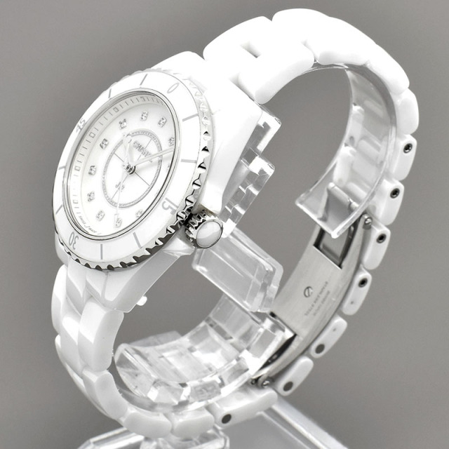 シャネル CHANEL J12 ホワイトセラミック H5704 ホワイトシェル 12Pダイヤ クォーツ 33mm USED 中古