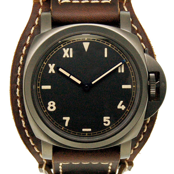 パネライ　PANERAI　ルミノール カリフォルニア 8デイズ DLC　PAM00779　44mm　手巻き　ブラック　チタン　USED　中古