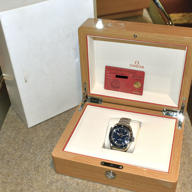 オメガ OMEGA シーマスター プラネットオーシャン マスタークロノメーター 215.30.44.21.03.001 ブルー 43.5mm USED 中古