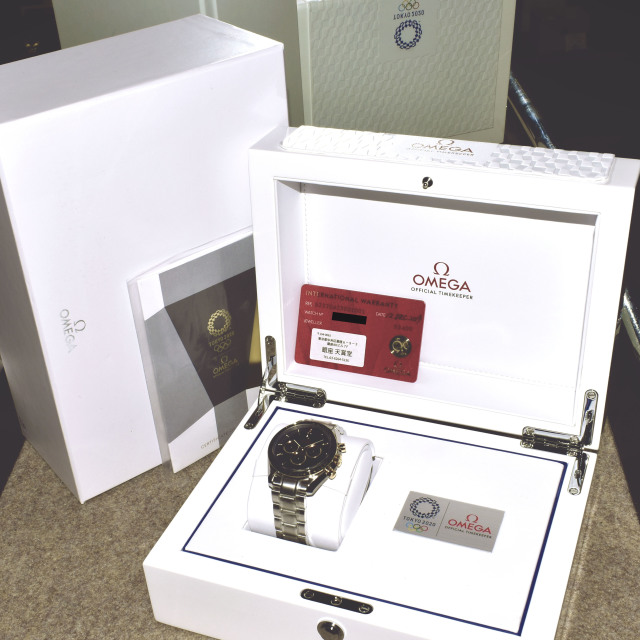 オメガ OMEGA スピードマスター 東京オリンピック2020 リミテッドエディション 522.20.42.30.01.001 日本2020本限定 42mm ブラック 18KYG/SS 未使用品
