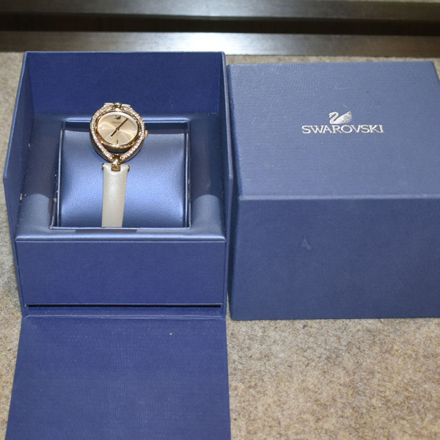 スワロフスキー SWAROVSKI Stella ウォッチ 5376830 29×35mm