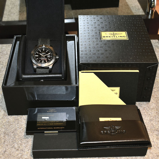 ブライトリング BREITLING アベンジャー ブラックバード V173B12MMA 48mm USED 中古