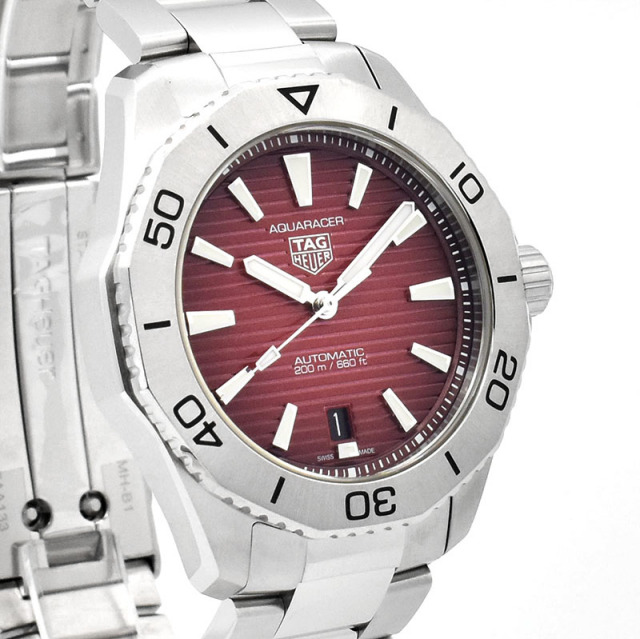 タグホイヤー TAG HEUER アクアレーサー プロフェッショナル200 キャリバー5 WBP2114.BA0627 自動巻き レッド 40mm メンズ 新品 Zetton