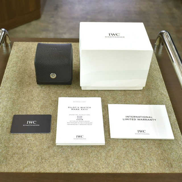 IWC パイロットウォッチ マーク18 トップガン SFTI IW324712 自動巻き ブラック セラミック 41mm メンズ 未使用品 Zetton