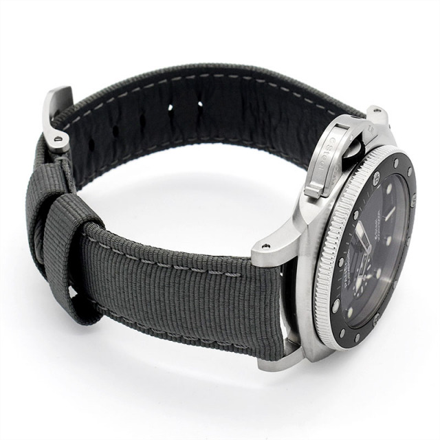 パネライ PANERAI サブマーシブル クアランタクアトロ ESteel Grigio Roccia PAM01288 Y番 自動巻き グレーグラデーション 44mm メンズ 未使用品 Zetton
