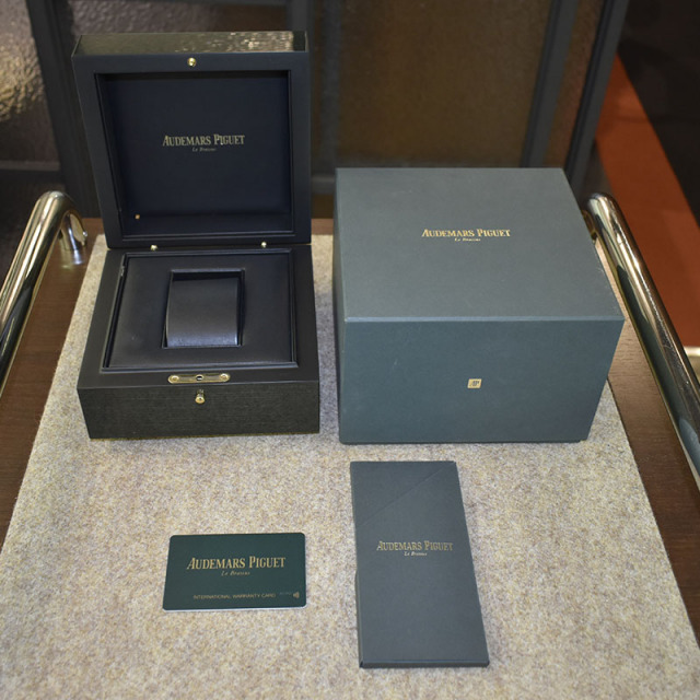オーデマ・ピゲ AUDEMARS PIGUET CODE 11.59 バイ オーデマ ピゲ クロノグラフ 26393OR.OO.A002CR.01 自動巻き ブラック 41mm メンズ USED 中古 Zetton
