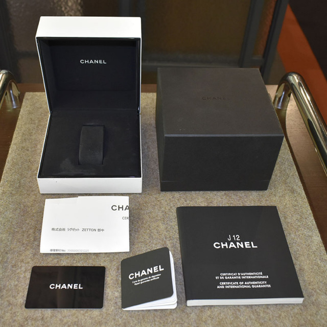 シャネル 腕時計 J12 箱セット CHANEL 箱　コマ付き シャネル CHANEL（新品）｜腕時計｜正規販売店 – アイアイイスズ