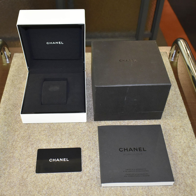 国際保証書有り】CHANEL シャネル J12 レディースマドモアゼル アクテ