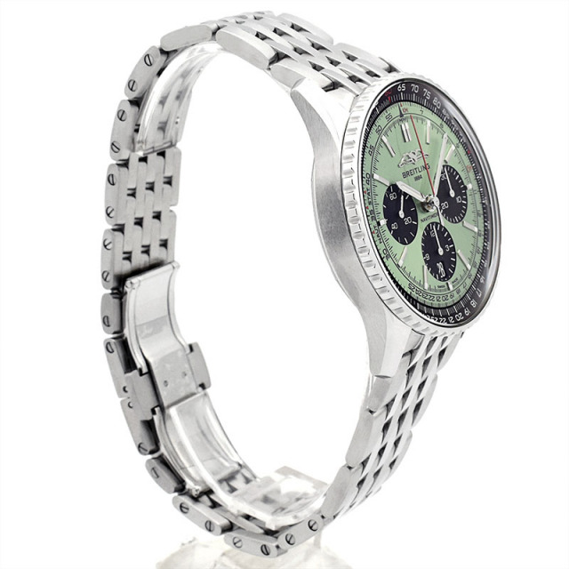 ブライトリング BREITLING ナビタイマー B01 クロノグラフ 43 AB0138241L1A1 ブティック限定 自動巻き グリーン/ブラック 43mm メンズ USED 中古 Zetton