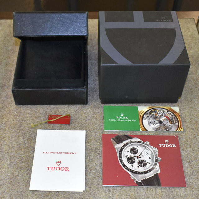 TUDOR 79280 時計用箱と説明書セット　希少　アンティーク TUDOR 79280 時計用箱と説明書セット 希少 アンティーク - メルカリ
