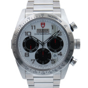 チューダー(チュードル)　TUDOR　ファストライダー　42000　SS　ホワイト/ブラック　42mm　新品