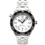 オメガ　OMEGA　シーマスター300 コーアクシャル マスタークロノメーター　210.30.42.20.04.001　ホワイト　42mm　USED　中古