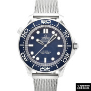 オメガ　OMEGA　シーマスター ダイバー300M ボンド映画60周年記念　210.30.42.20.03.002　ブルー　42mm　未使用品