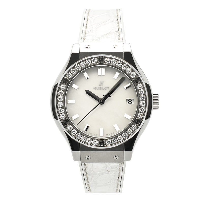 ウブロ　HUBLOT　クラシックフュージョン パールホワイト ダイヤモンド　581.NE.6070.LR.1204.JPN16　33mm　クォーツ　日本限定　USED　中古