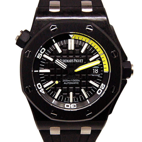 オーデマ・ピゲ　AUDEMARS PIGUET　ロイヤルオーク　オフショアダイバー フォージドカーボン　15706AU.OO.A002CA.01　ブラック　42mm　USED　中古