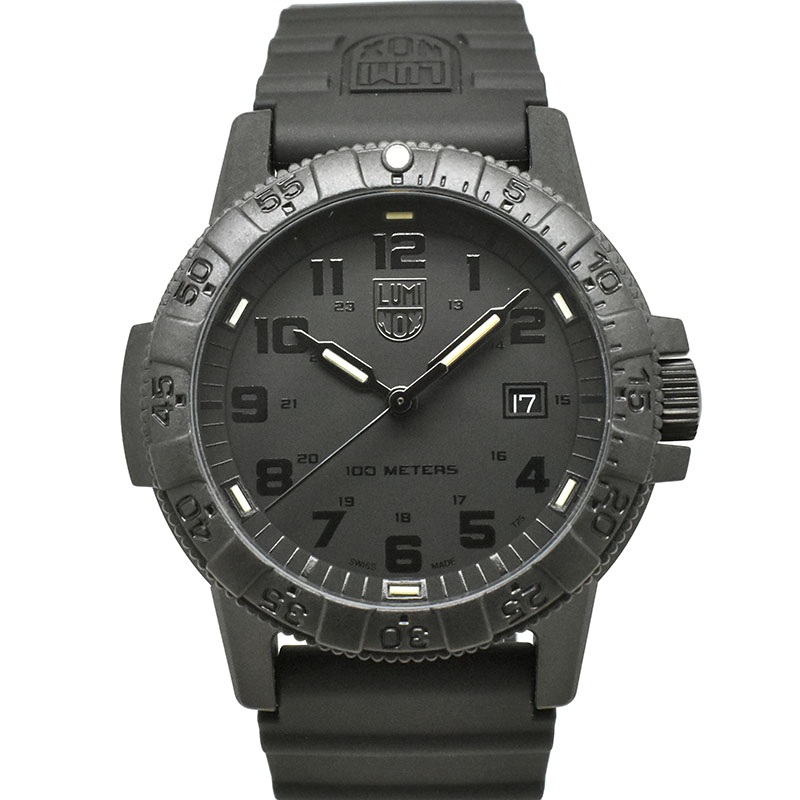 ルミノックス　LUMINOX　シータートル ジャイアント 0320シリーズ　Ref.0321.BO.L　44mm　USED　中古