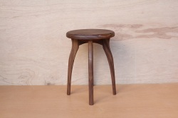スツールR　ブラックウォールナット材