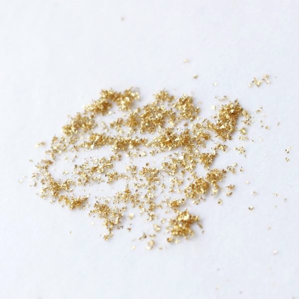 食用　金箔 金箔 切りまわし K-1 0.4g （食用金箔／料理用金箔） : 生鮮卸売