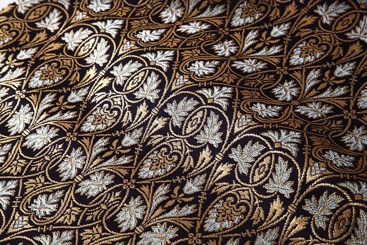 金襴　絹織物　金襴工房　handmade genuine silk from Kyoto