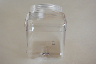 お菓子の入れ物。