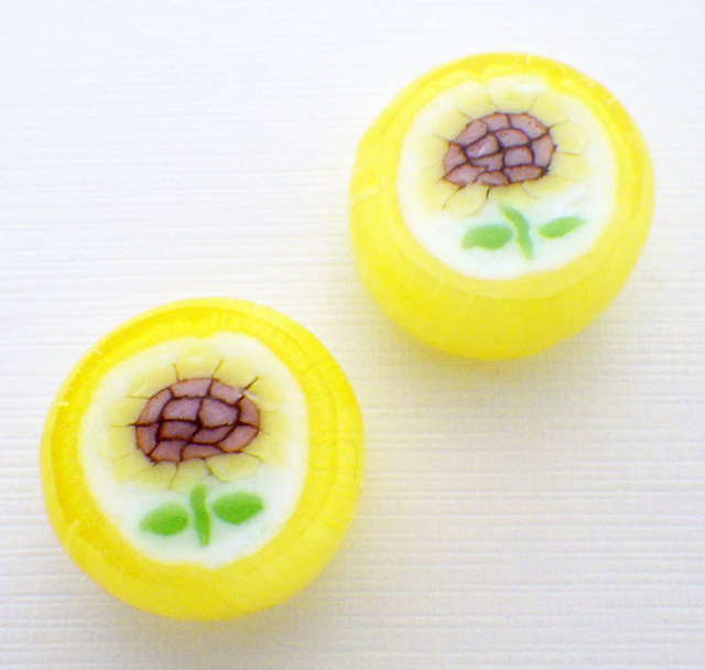 ひまわり お菓子。7月、8月の海やお祭りイベント 用のお菓子にぴったり